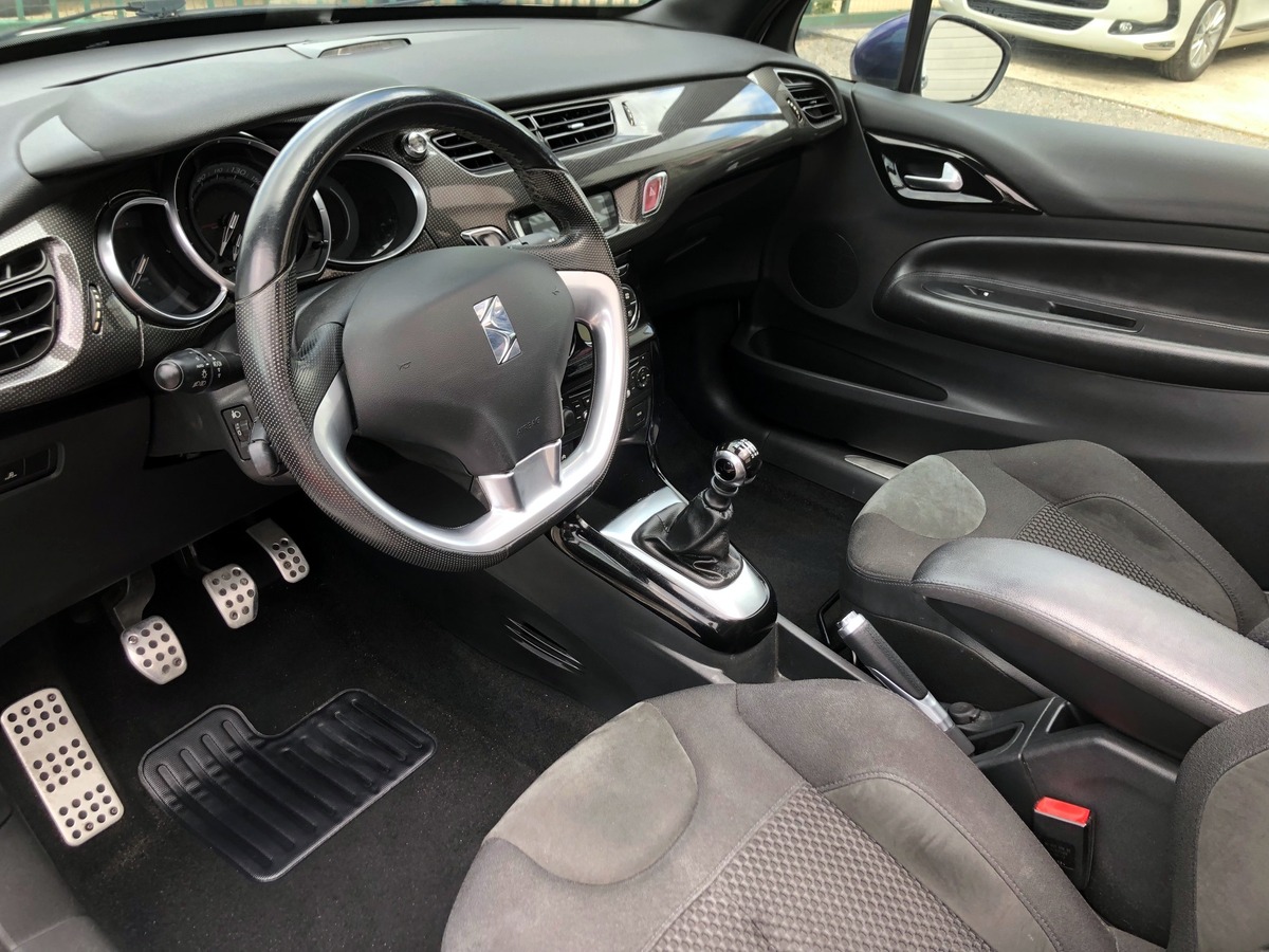 Citroën DS3 CABRIOLET 1.6 THP 155 SPORT CHIC