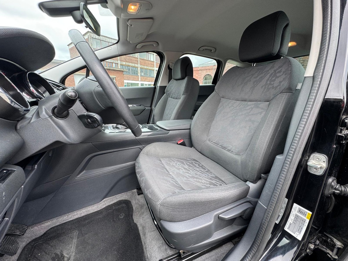 Peugeot 3008 1.6 HDi 115cv Active - Garantie