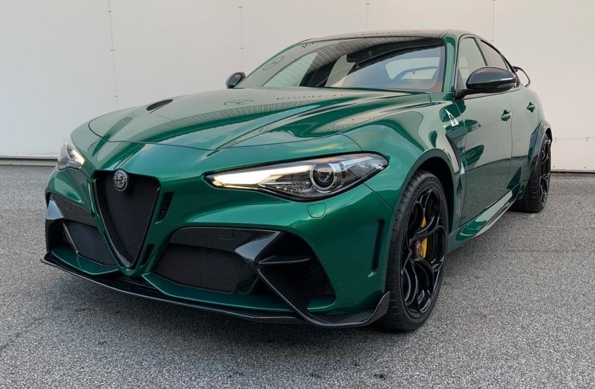 Alfa Romeo Giulia 2.9 V6 540ch GTAm AT8 Edition numérotée 117/500