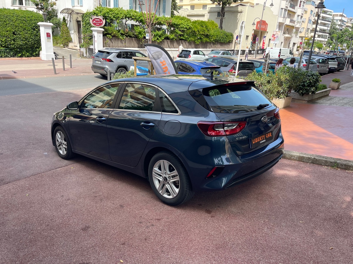 Kia Ceed 1.6 crdi 115 cv / Phase 2 / CarPlay /Caméra / Boite Auto