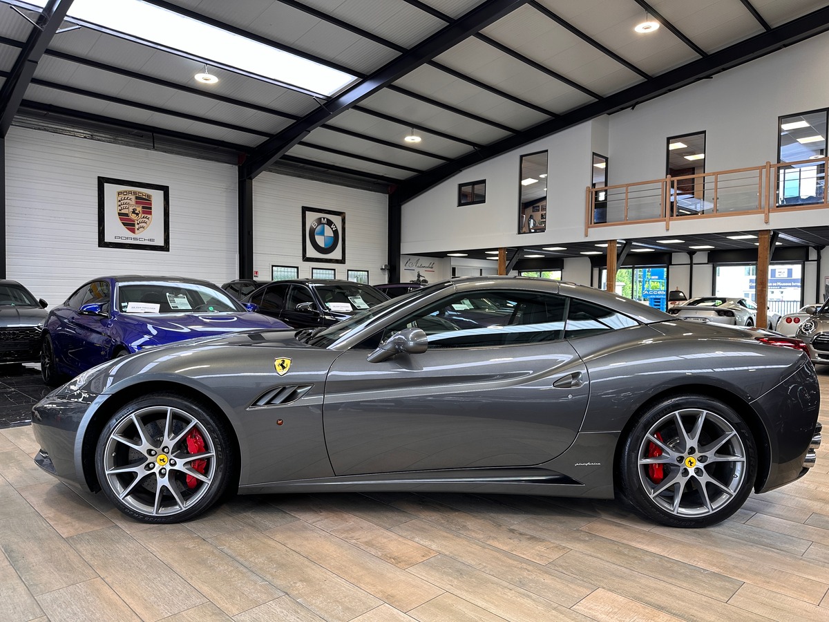 Ferrari California 4.3 V8 460 cv F1 2+2