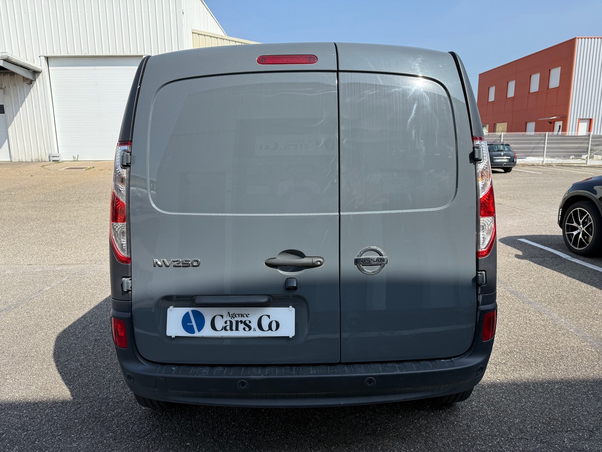 Nissan NV250 L1 1.5 dCi Fourgon 95cv N-CONNECTA, TVA RÉCUPÉRABLE, 3places, Suivi Complet.