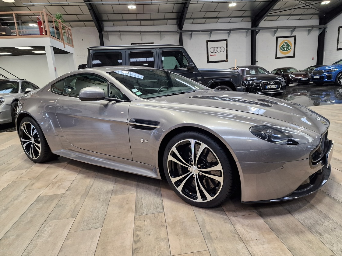 Aston Martin V12 Vantage COUPE S 5.9 573 CARBONE FRANCAISE A