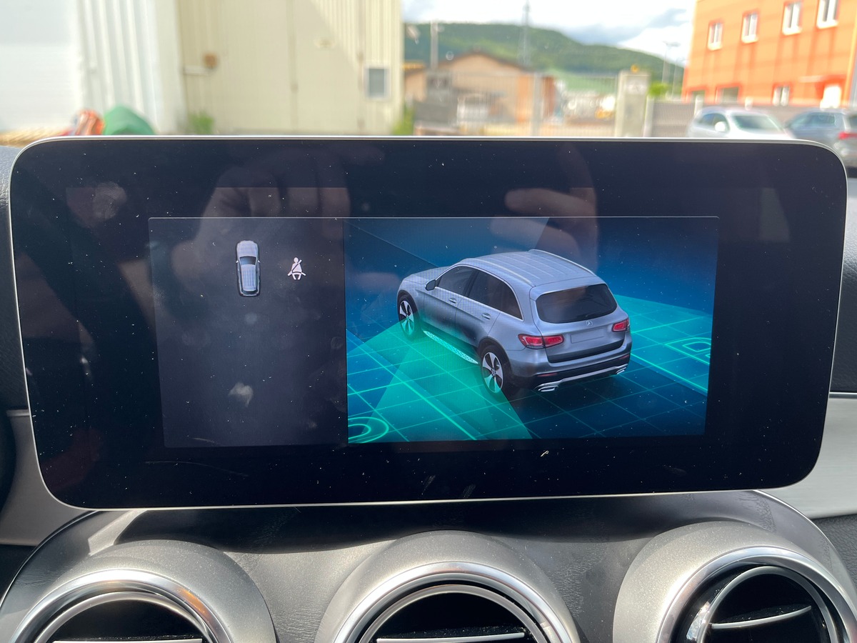 Mercedes-Benz Class GLC 220d 4MATIC AVANTGARDE 9G-TRONIC, SUIVI COMPLET, SIEGES CHAUFFANT