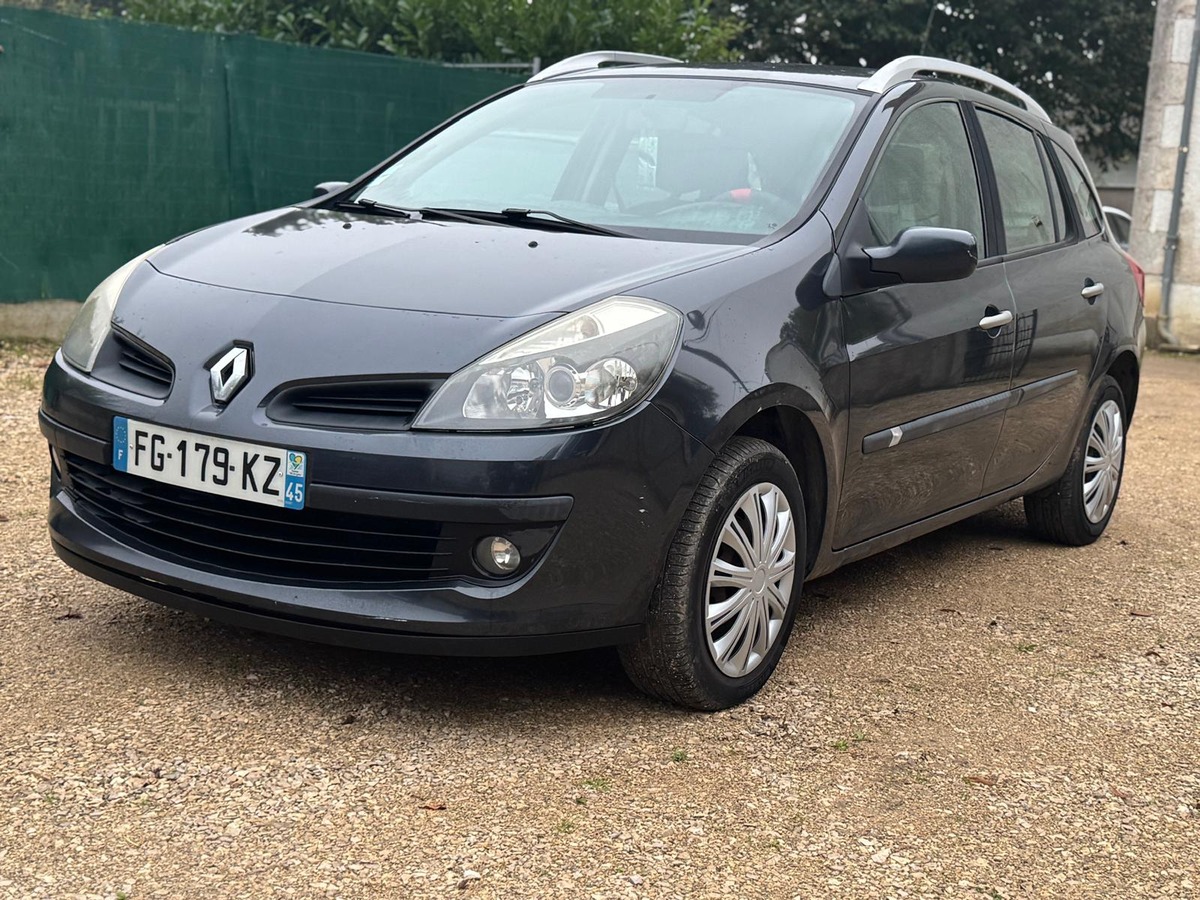 RENAULT Clio 1.5 dci