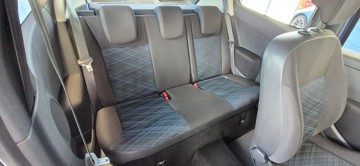 RENAULT Clio III 1.2L  75CV