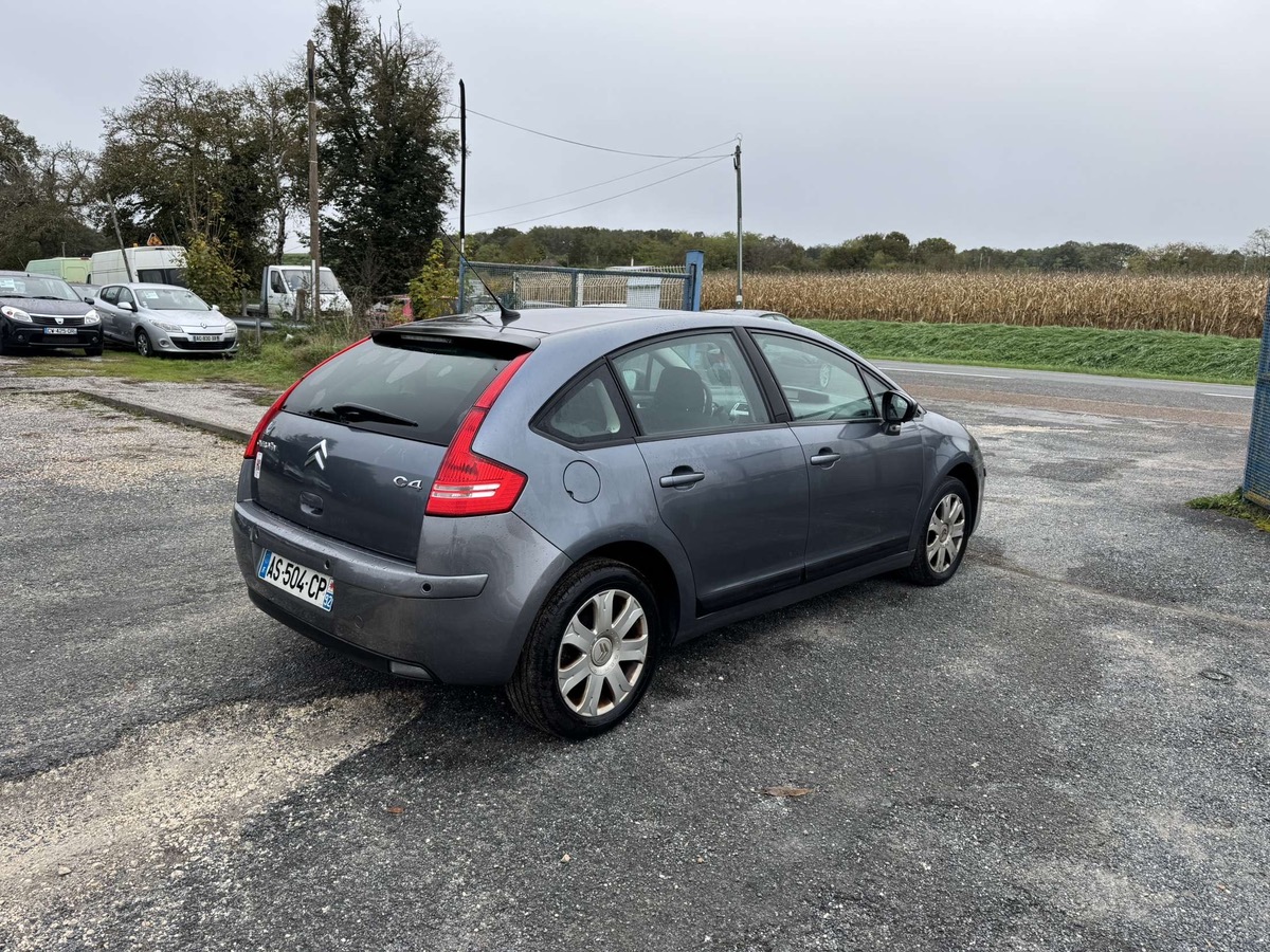 Citroën C4 1.6 hdi 110cv boite auto faible km 2eme main 