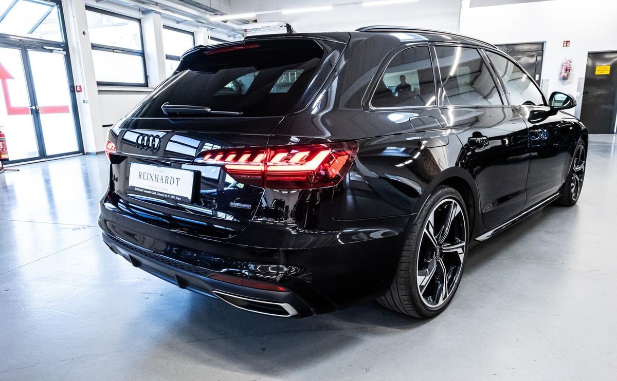 Audi A4 Avant V 40 TDI 204ch S line quattro S tronic 7