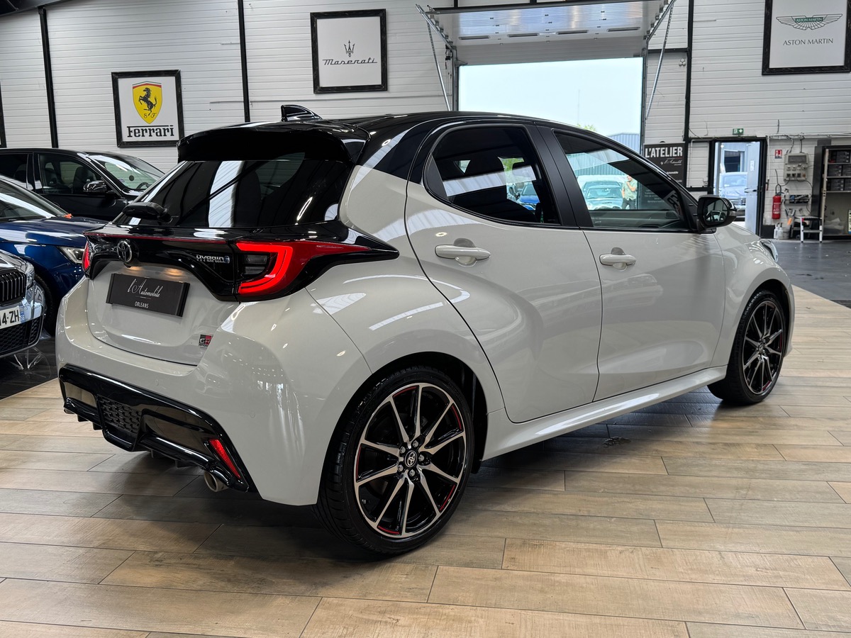 Toyota Yaris 1.5 VVTI 116CV GR SPORT JBL/ HUD 1ERE MAIN