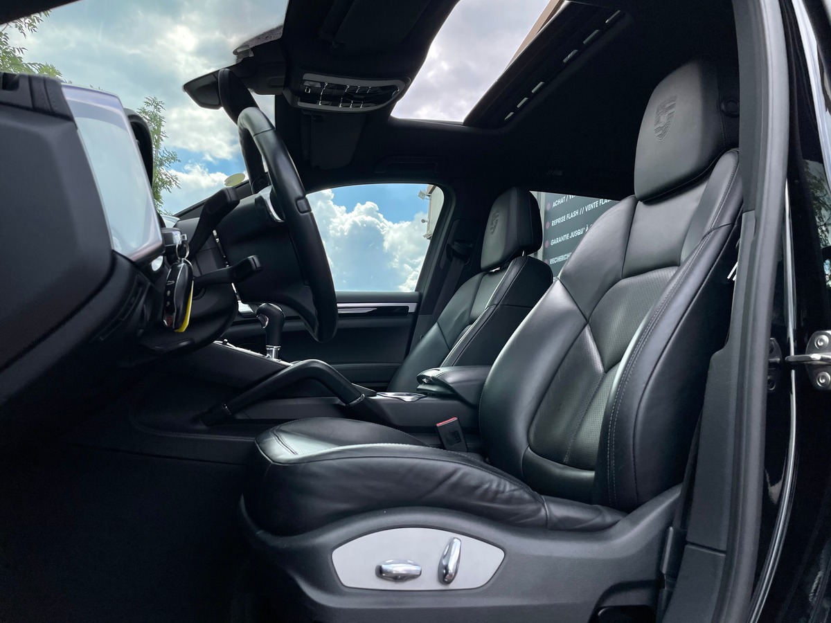 Porsche Cayenne S V8 4.2 TDi DPF 382 AWD b
