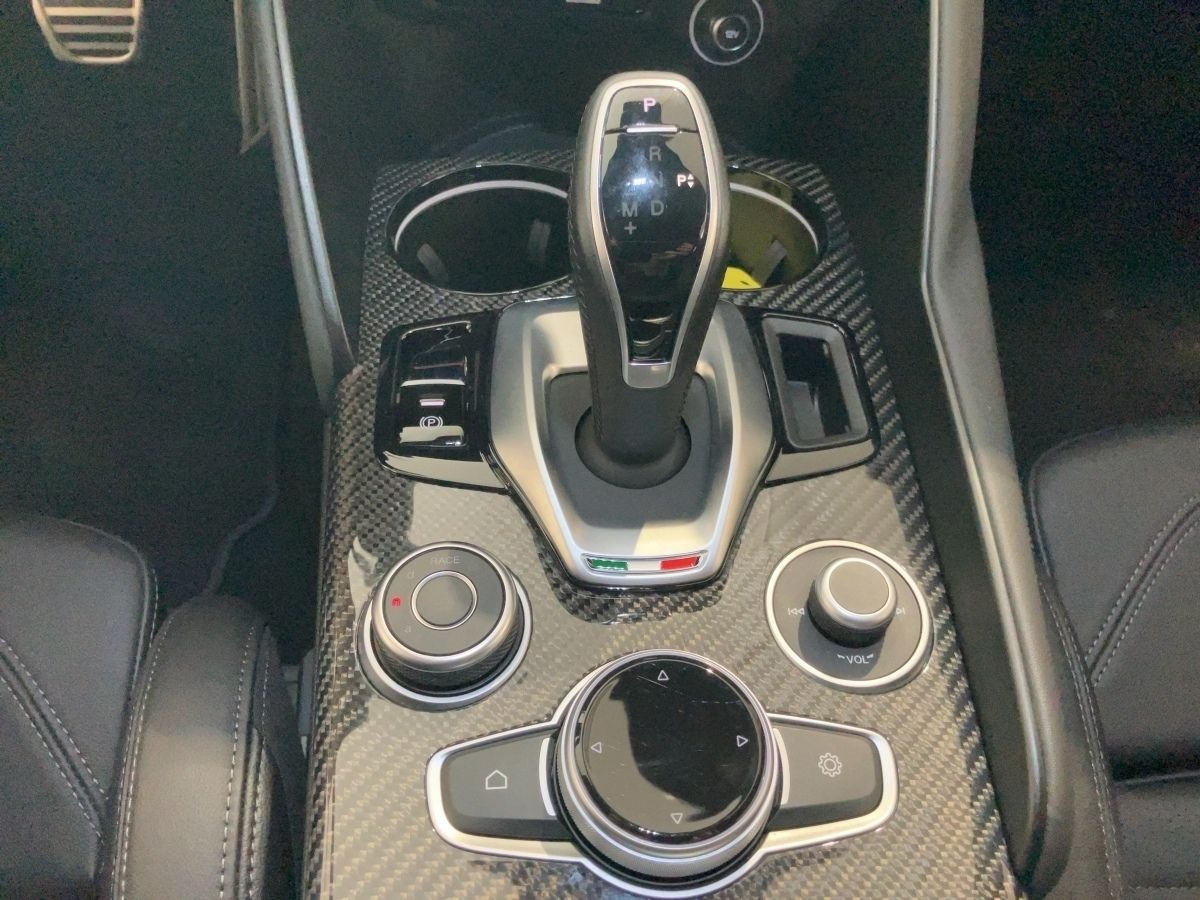 Alfa Romeo Giulia 2.9 V6 510ch Quadrifoglio AT8