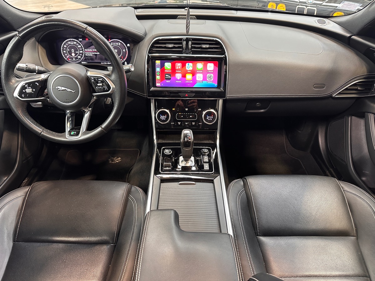 Jaguar XE D180 BVA AWD R-DYNAMIC SE