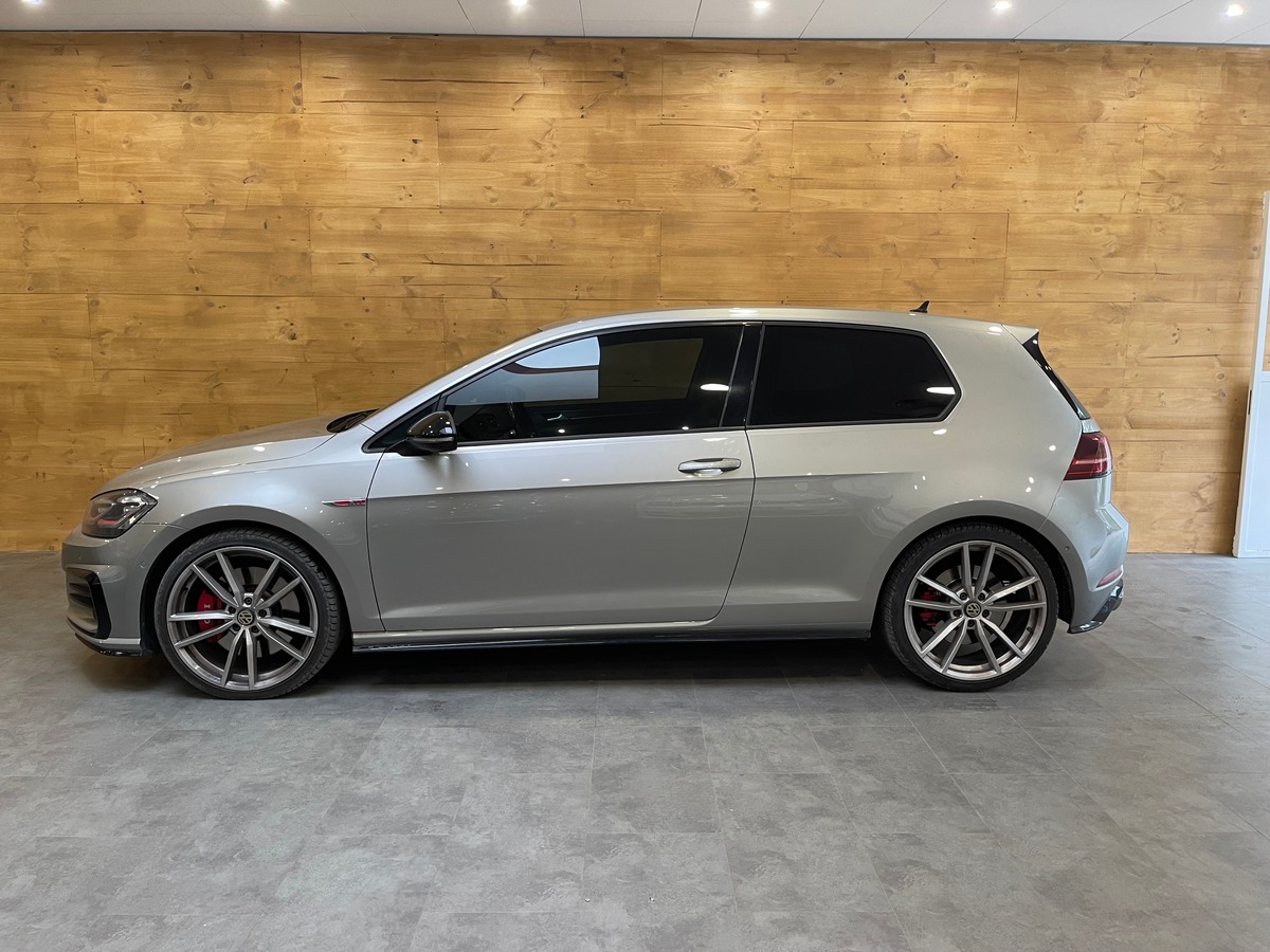 Volkswagen Golf 2.0 TSI 245 GTI DSG BVA