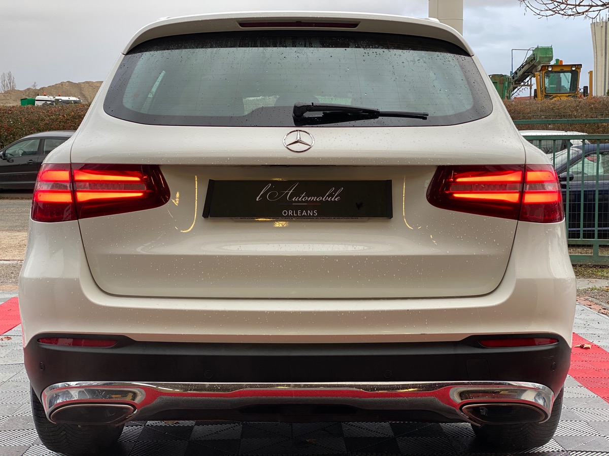 Mercedes-Benz GLC 250 EXECUTIVE 4Matic 9G 211CV uu