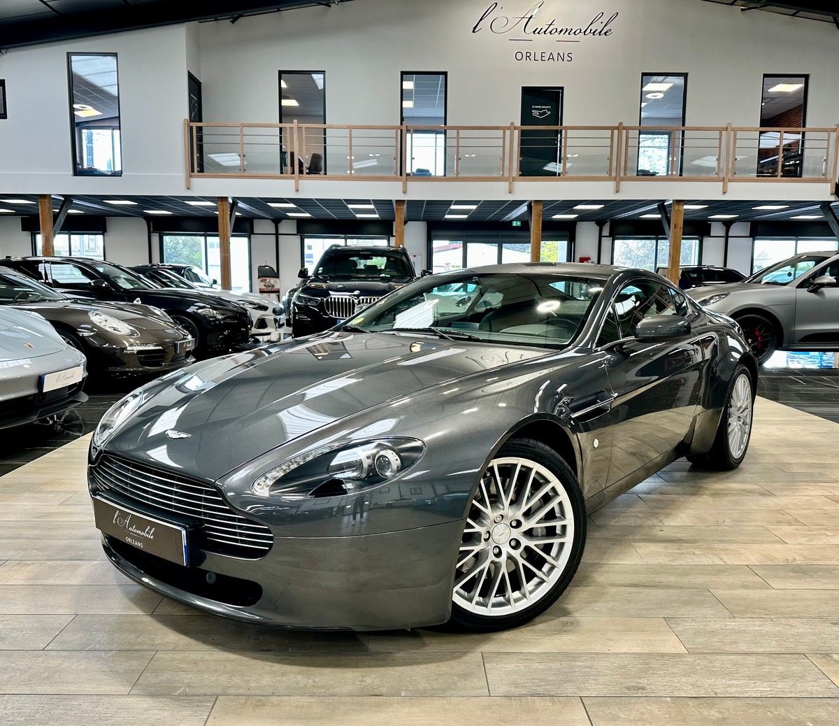 Aston Martin V8 Vantage 4.7 426 cv Sportshift BVS 7 FRANCE