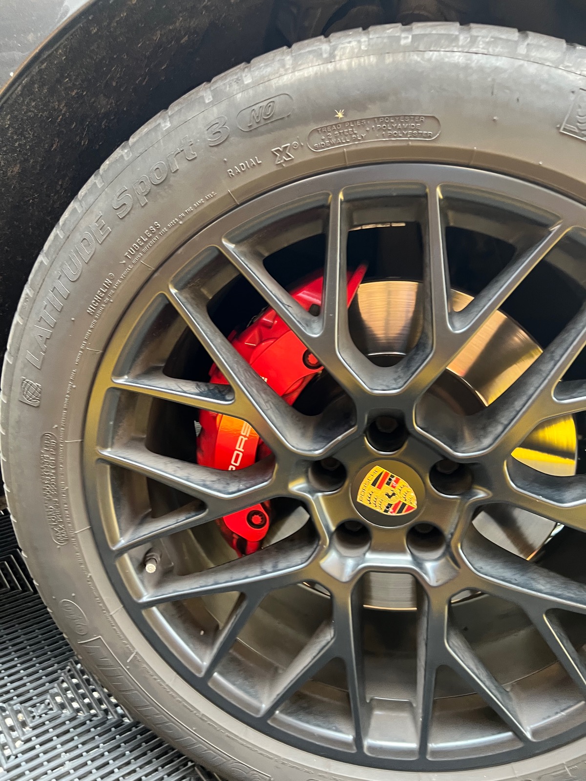 Porsche Macan GTS 3.0 série  FULL CARBONE ct ok 
