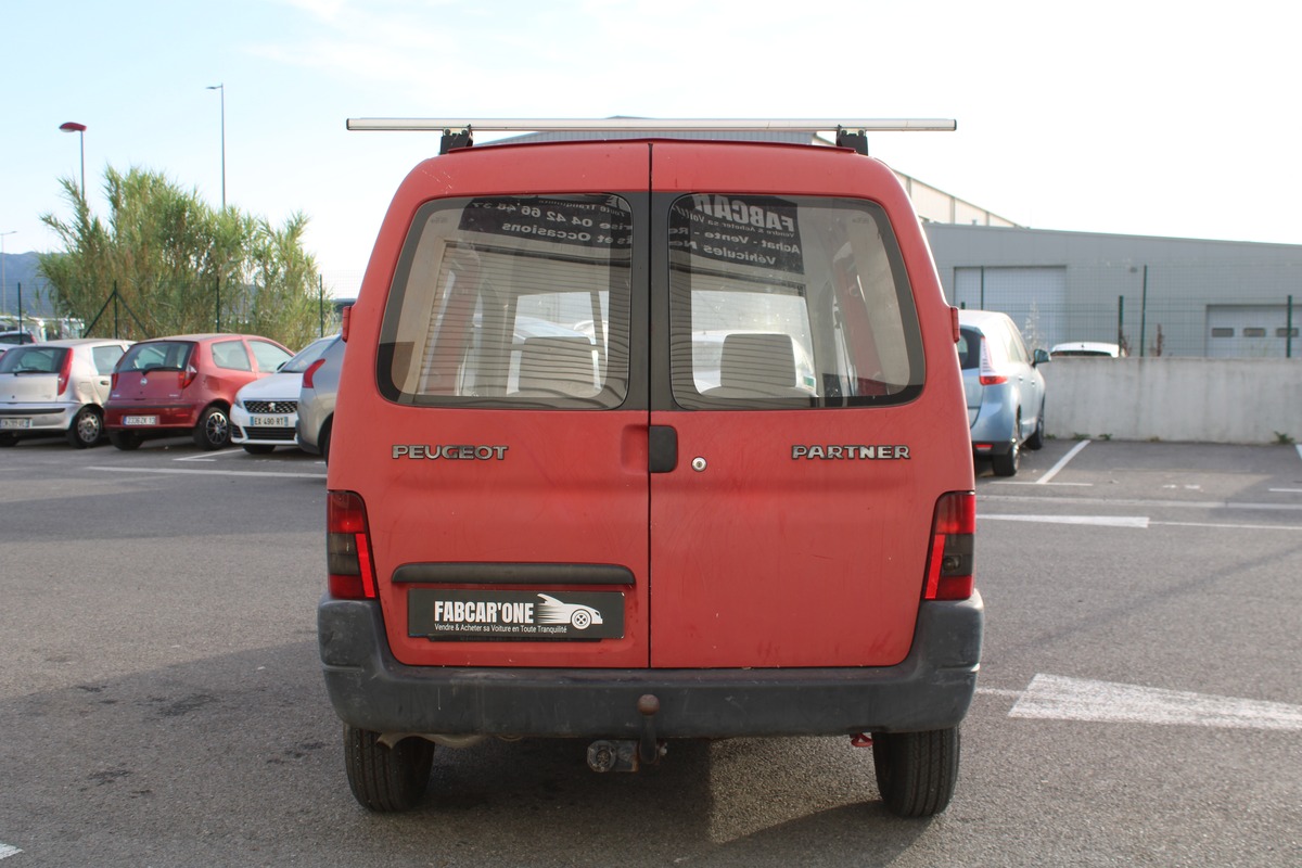 Peugeot Partner Camionnette 1.1 60cv - VENTE A MARCHAND SANS GARANTIE
