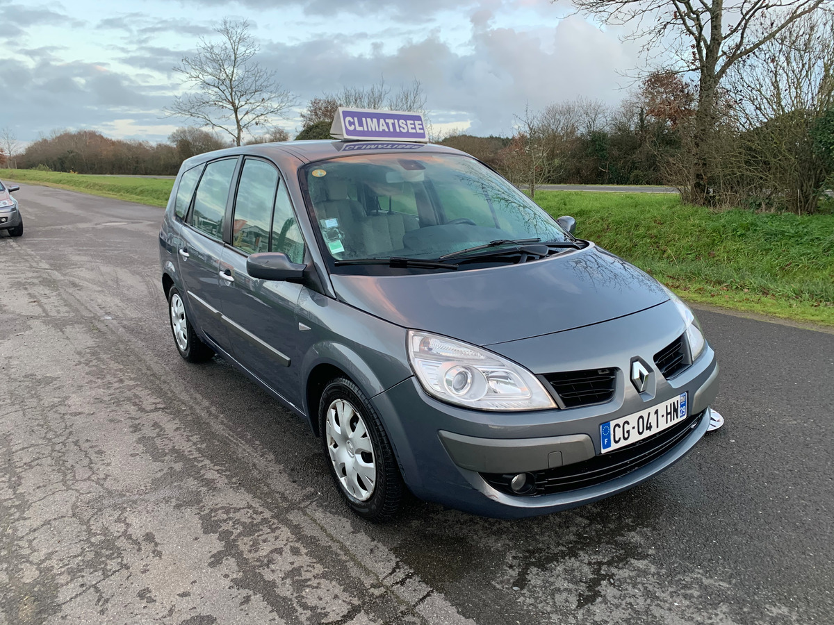 RENAULT Grand Scenic 1.5 dci - 105 - 7pl 121810KM