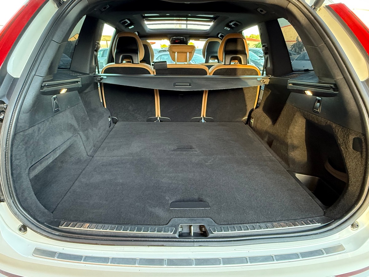 Volvo XC90 II D5 2.0 TDi AWD Geartronic8 5p 235 ch Boîte auto 1° MAIN ORIGINE FRANCE
