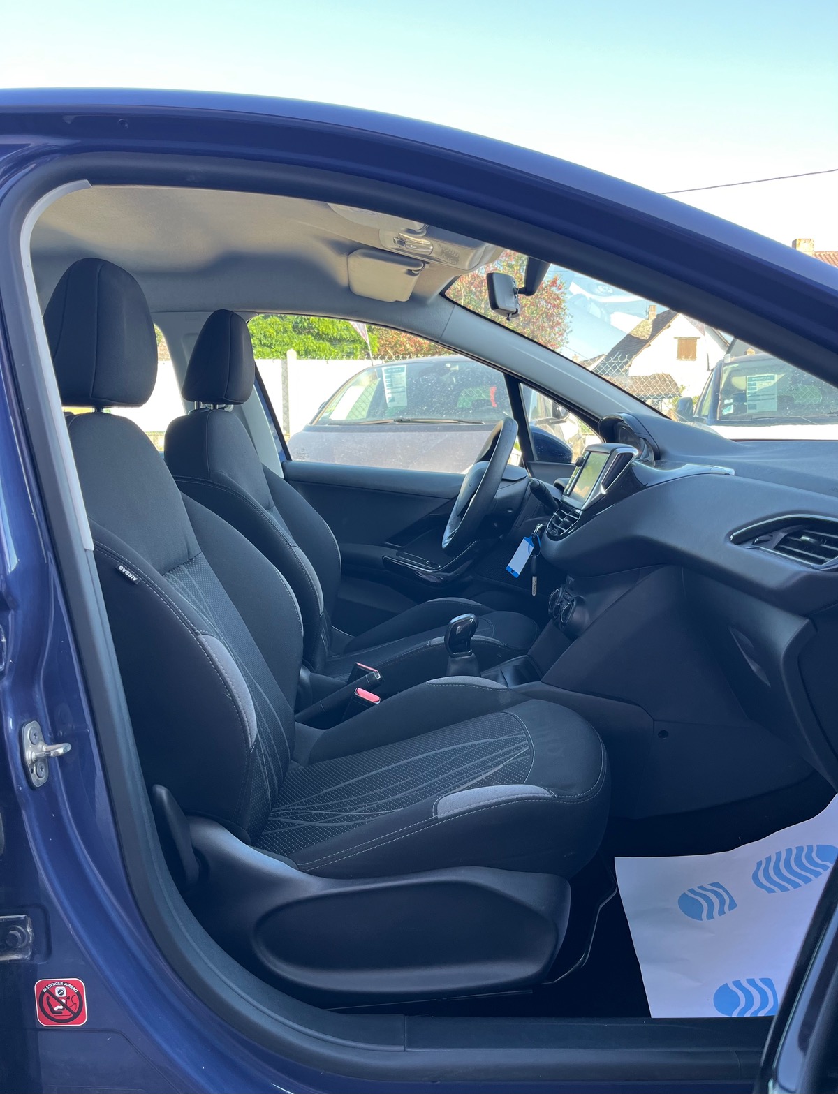Peugeot 208 1.6 HDI 92 CV