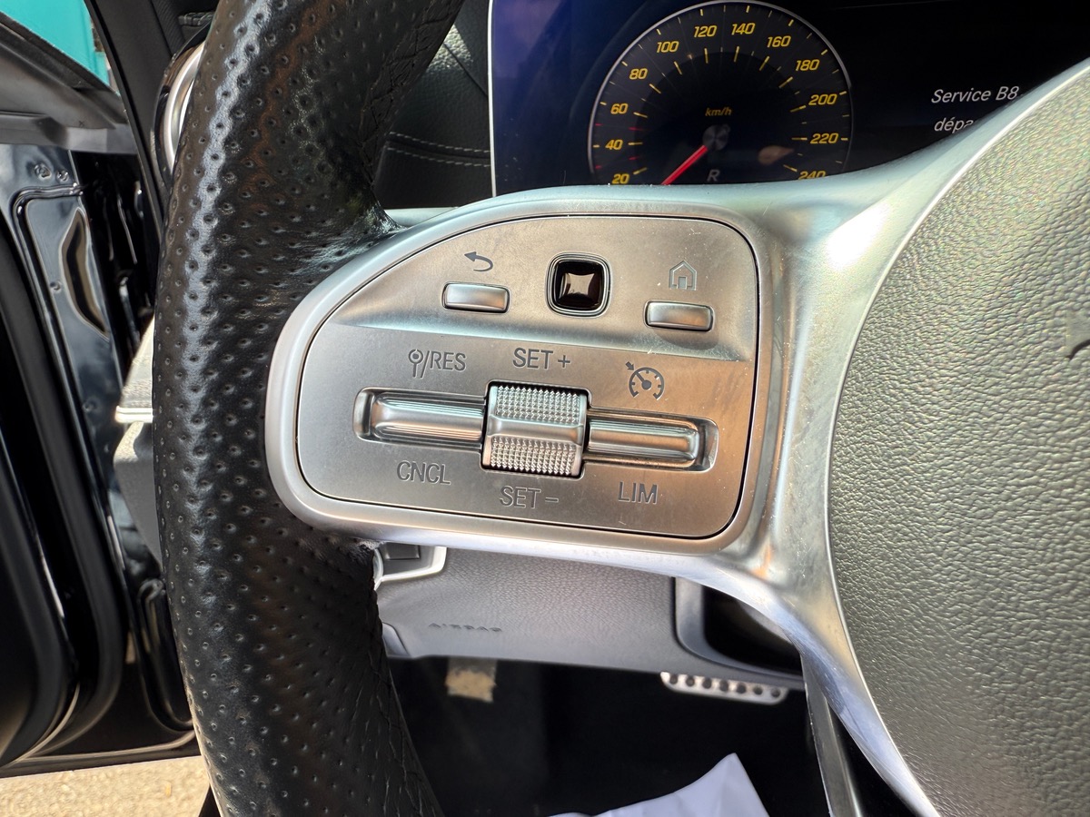 Mercedes-Benz Classe E V (2) 2.0 300 DE AVANTGARDE LINE 9G-TRONIC