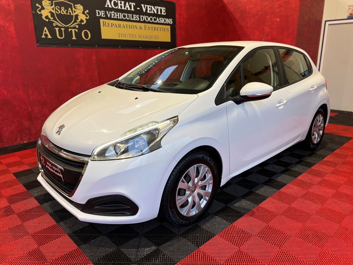 Peugeot 208 Active 1.2VTi 82cv