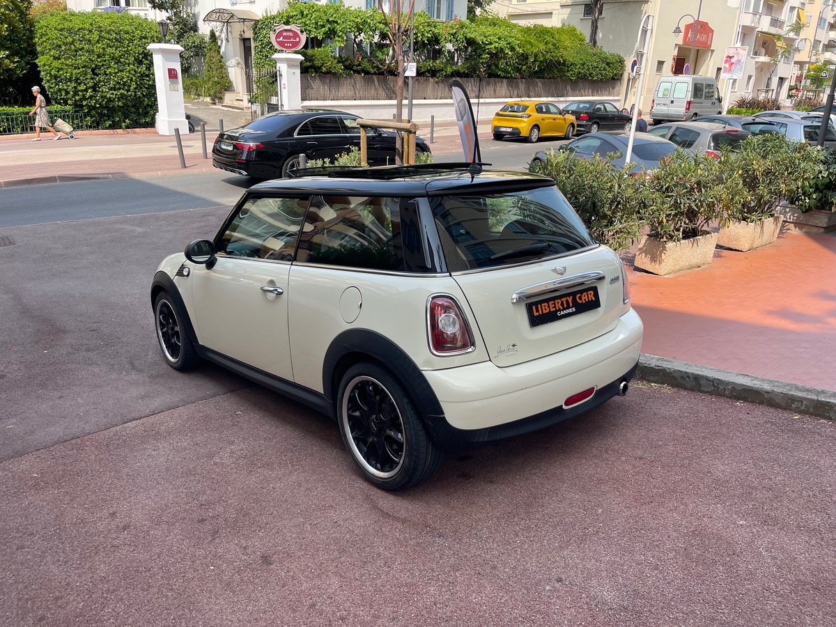 Mini Mini Cooper 1.6 i 122 cv Boîte auto / Toit Ouvrant / Clim / Jantes Sport