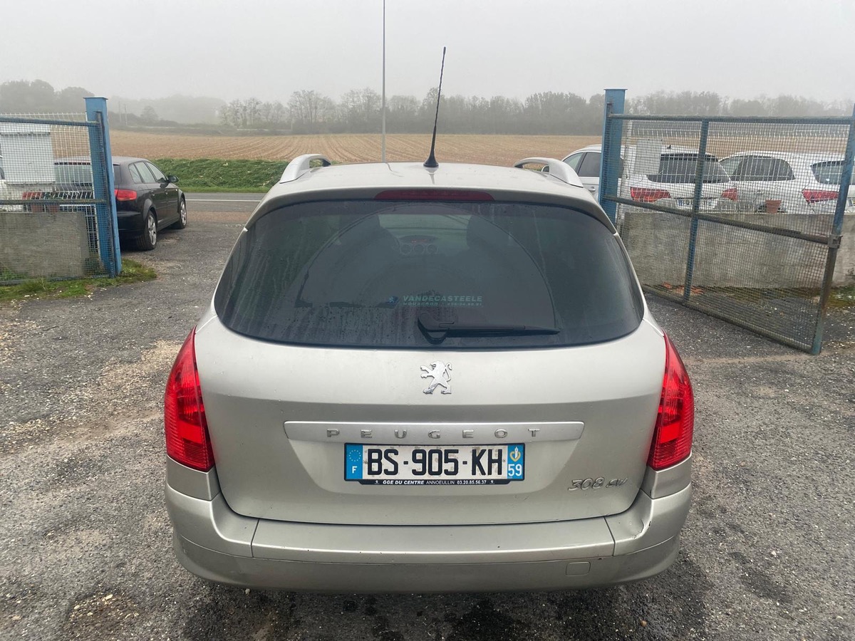 Peugeot 308 sw 1.6 hdi 112cv faible km d’origine 