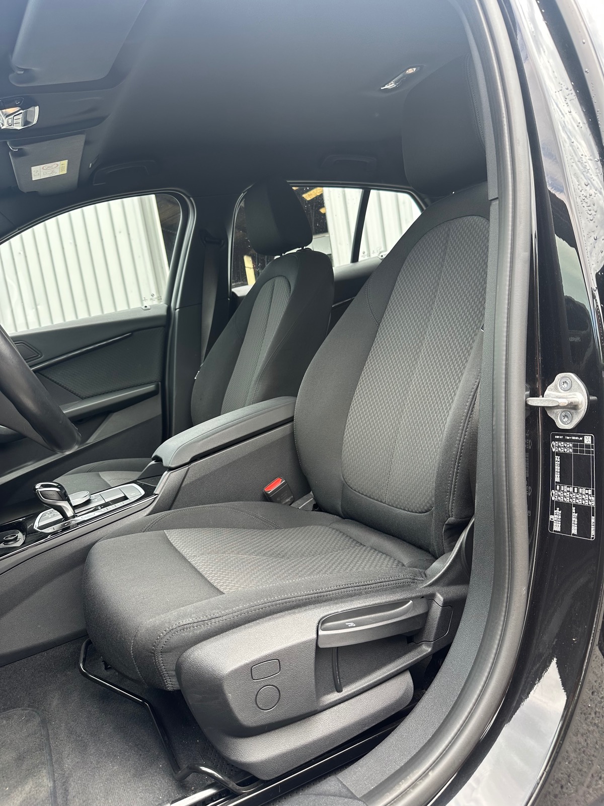 Bmw Série 1 118 i LOUNGE 135CH BVA7 1 ERE MAIN