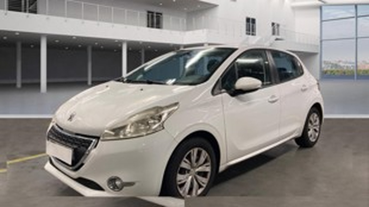 Peugeot 208 1.4HDI 68cv BVM5 ACTIVE 210.300kms 09/2014