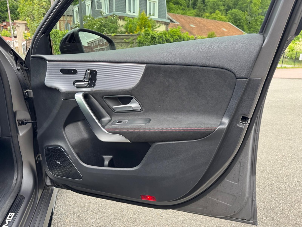 Mercedes-Benz Classe A 45 S AMG 2.0 4MATIC 8G 421 cv
