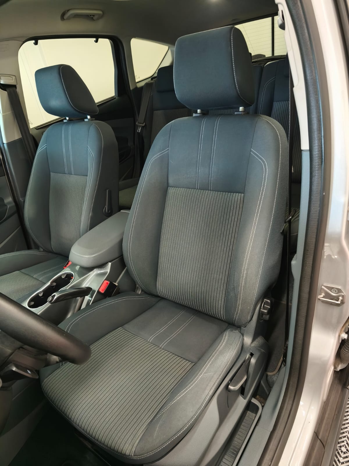 Ford C-max II 1.6 SCTi 150 ch EcoBoost - Première main - Entretien Ford - Garantie 6 mois -