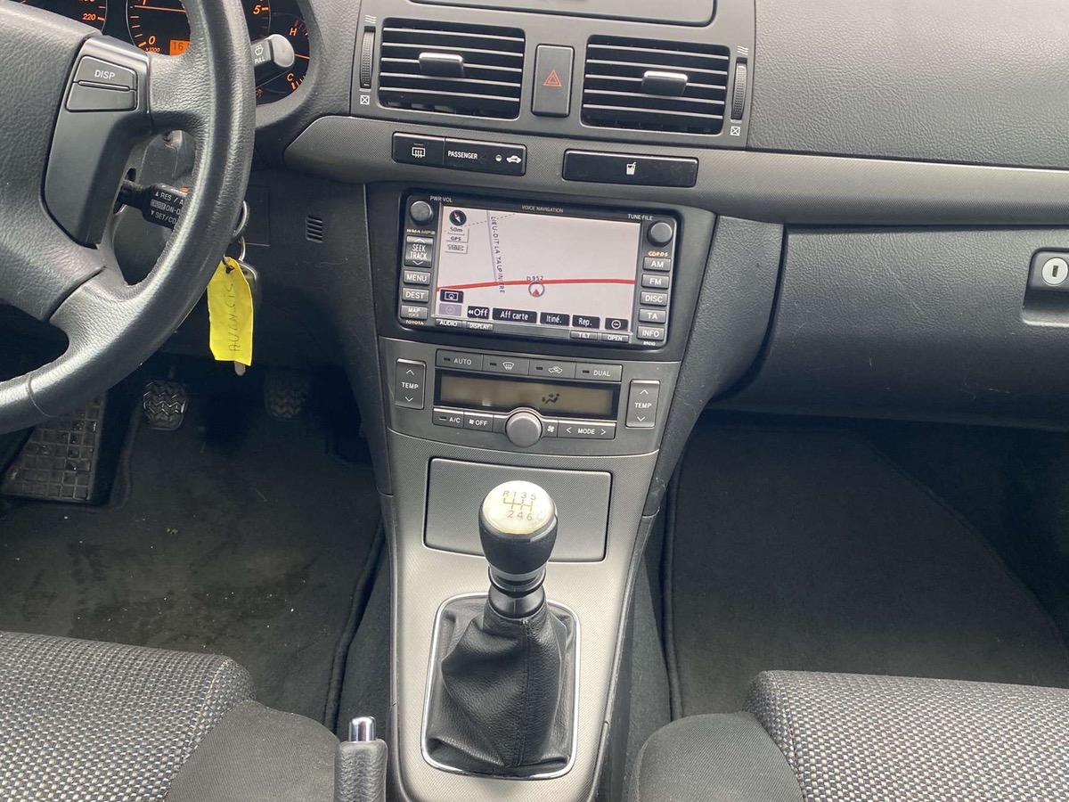 Toyota Avensis 2.2 d4d 150cv