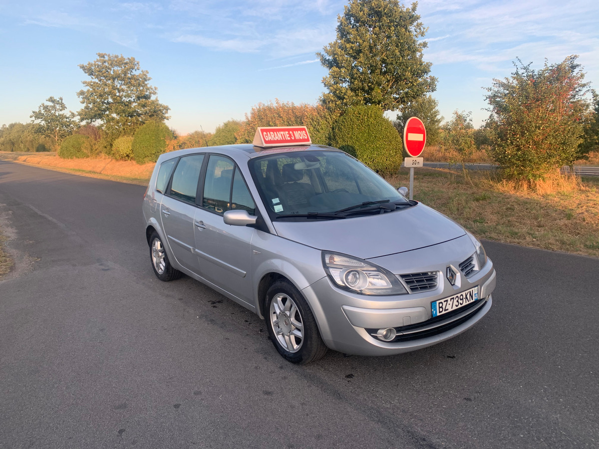 RENAULT Megane gd SCenic 1.9 dci 130 213772km