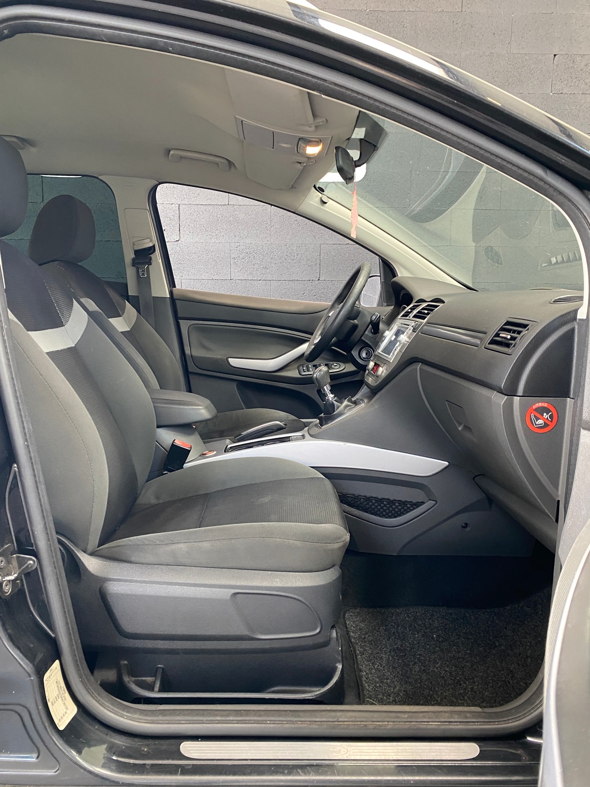 Ford Kuga 2.0 TDCI 140 TREND 4X2