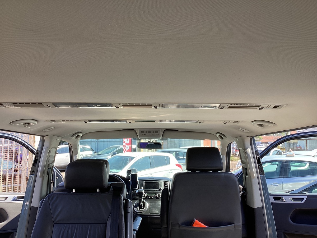 Volkswagen T5 Multivan 2.5 TDI Highline   7 places