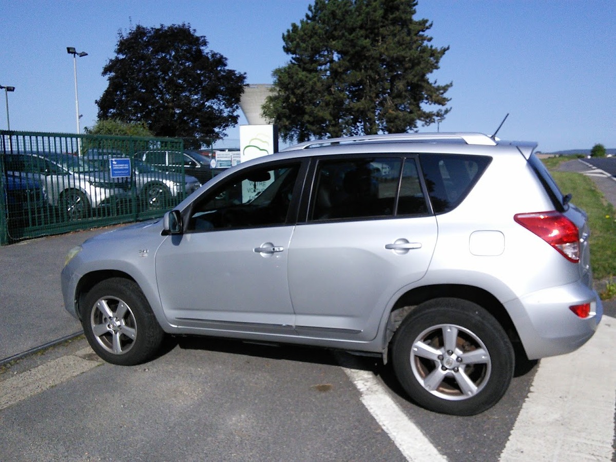 Toyota RAV4 2.2 D-4D 4WD 136