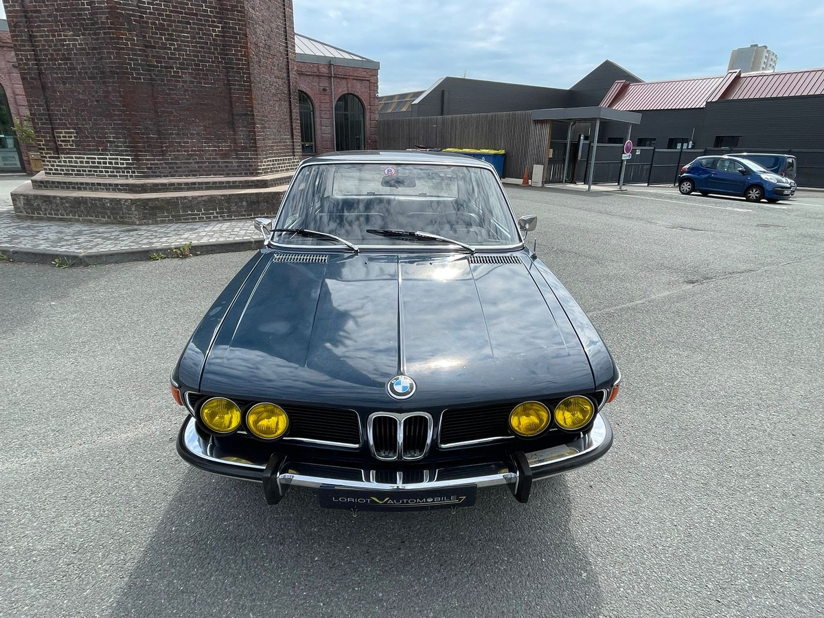 Bmw 3.0 si 1973 4 PORTES, BOITE 5 VITESSES, SELLERIE NEUVE