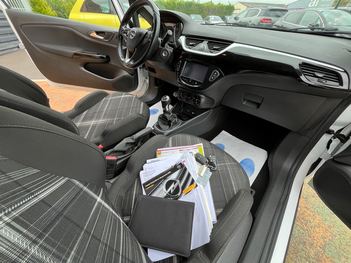 Opel Corsa E 1.4 i Turbo ecoFLEX 100 CH COLOR EDITION 1ERE MAIN