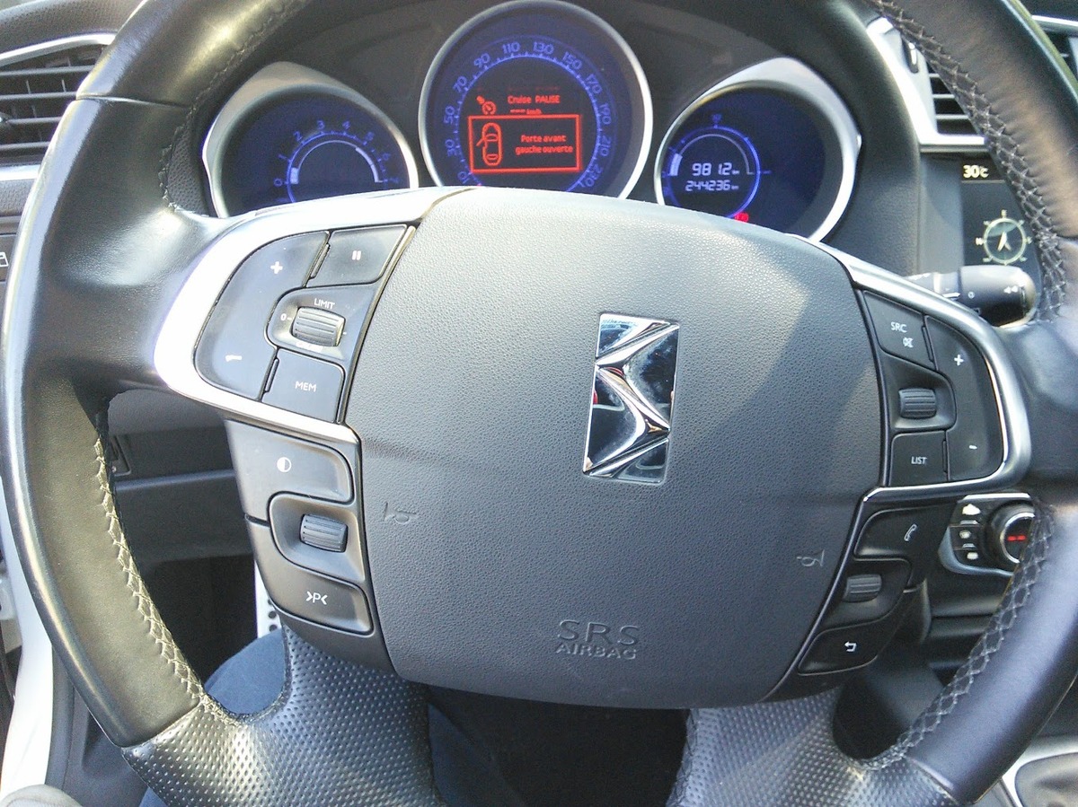 Citroën DS4 2.0 HDi  136