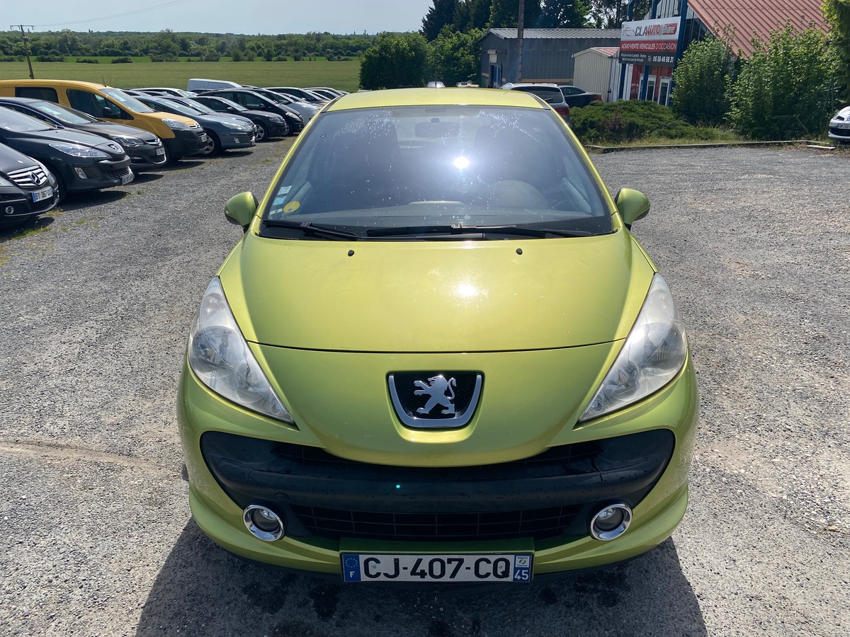 Peugeot 207 1.4 90cv 157000km urban 
