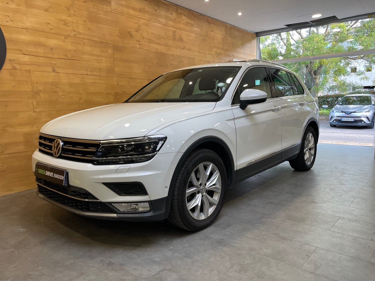 Volkswagen Tiguan 2.0 TDI 150 BLUEMOTION CARAT DSG BVA