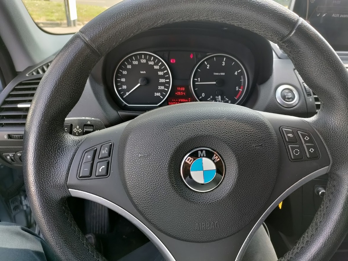 Bmw Série 1 116D 2.0 115 EDITION EXECUTIVE 5P CLIM
