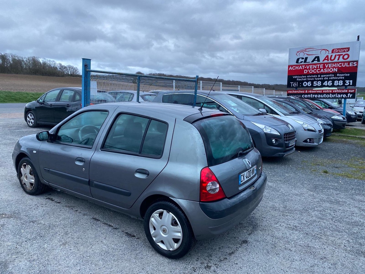 RENAULT Clio 1.5 dci 65cv