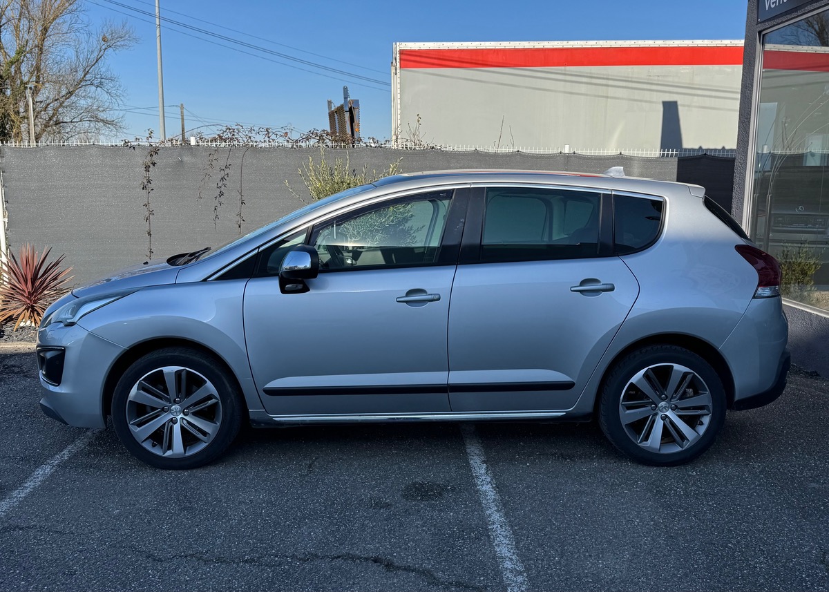 Peugeot 3008 (2) 2.0 BLUEHDI 150 S&S ALLURE