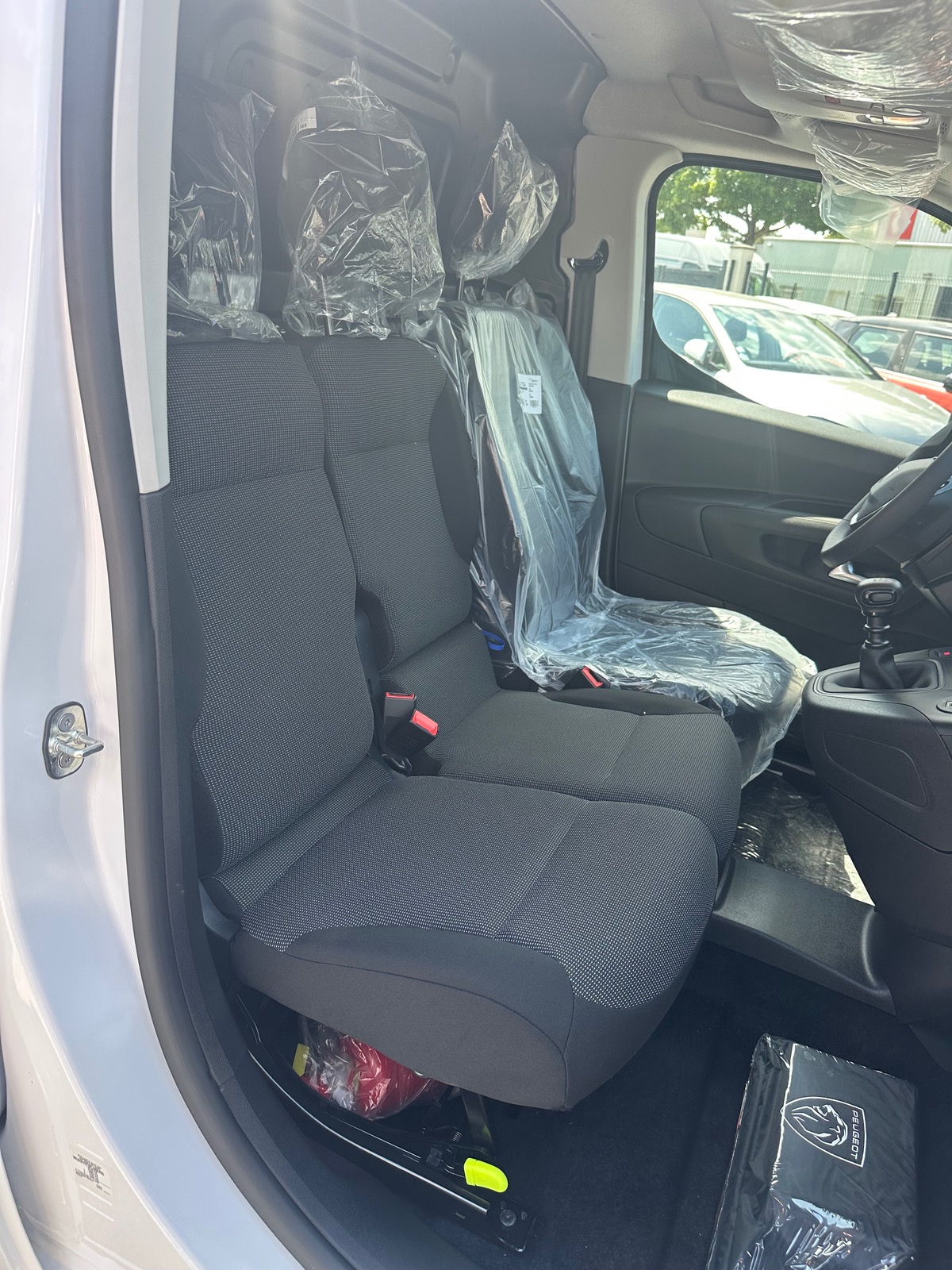 Peugeot Partner Fourgon Facelift 650 L1 1.5 BlueHDI 100 Confort / PRIX HT