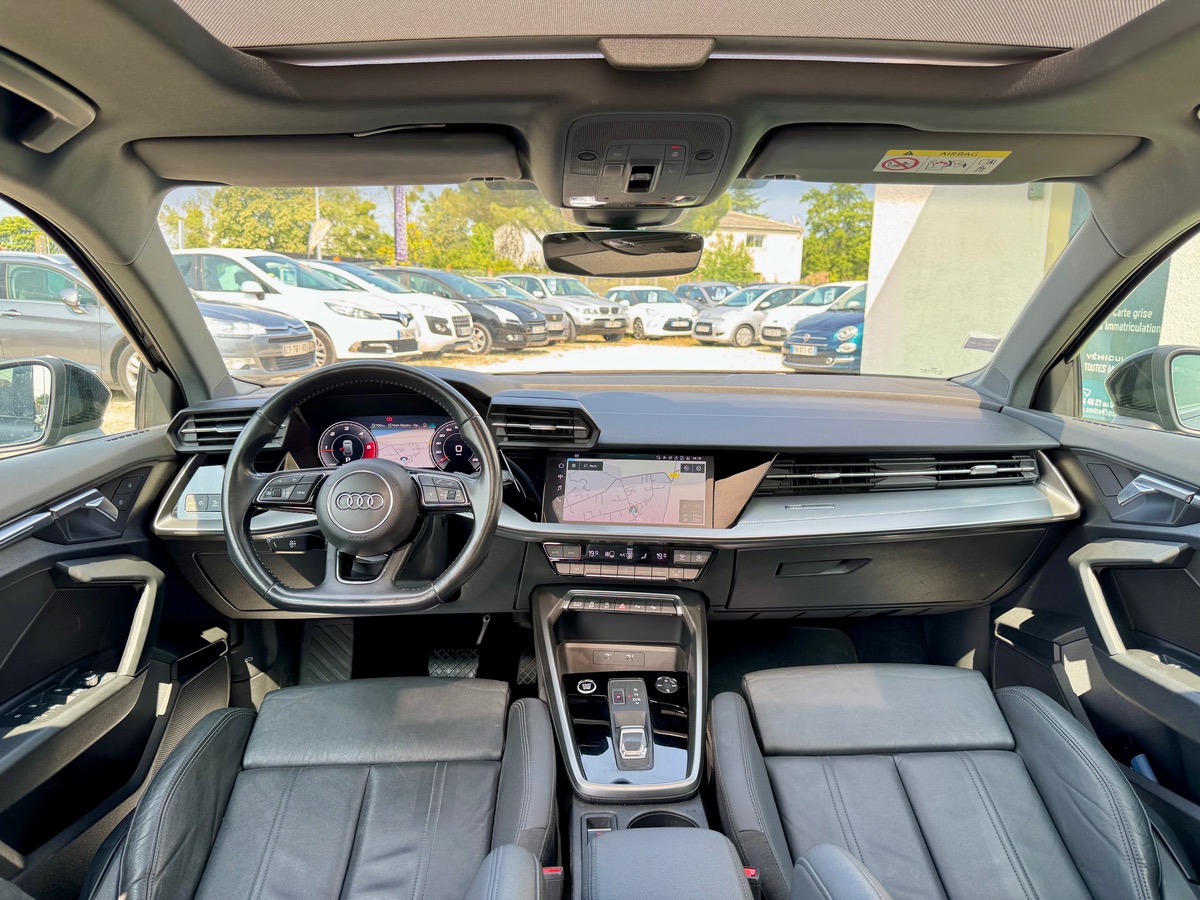 Audi A3 SPORTBACK 35 TDI 150 CV  S-TRONIC 7 / TOIT OUVRANT/ CAR PLAY / CAMÉRA / FULL CUIR / MÉPLAT