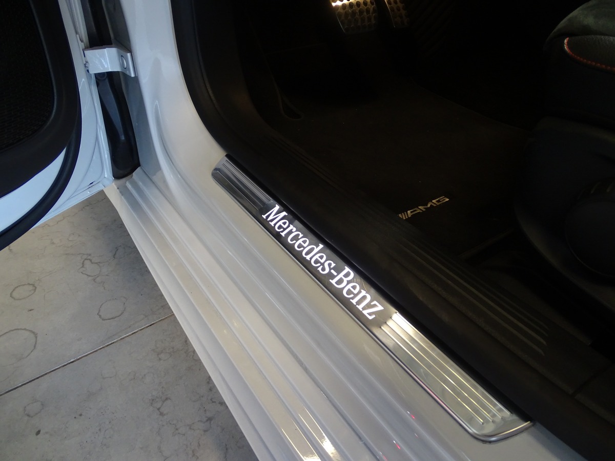 Mercedes-Benz Classe A 200d 150 Ch AMG Line 8G-DCT ( Pack Premium / Sièges chauffants / Sono Focal )