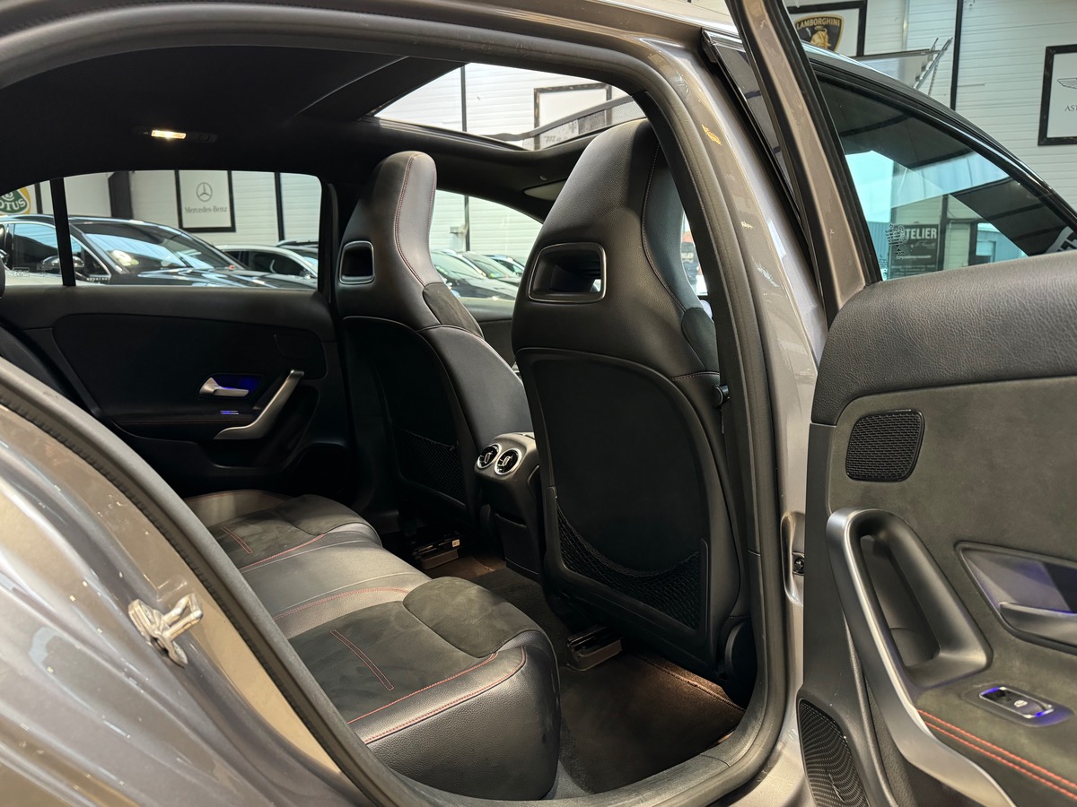 Mercedes-Benz Classe A 180D 7G-TRONIC 116CV AMG LINE TOIT OUVRANT