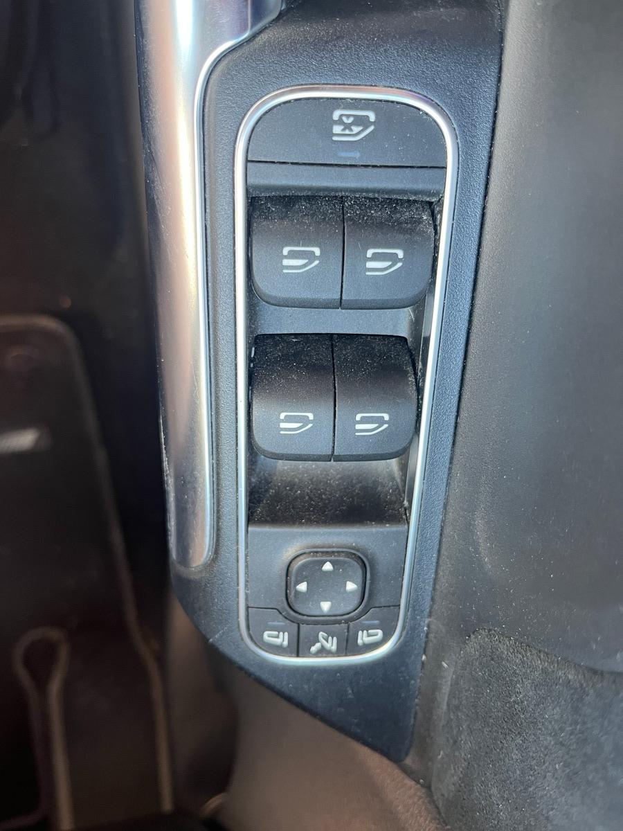 Mercedes-Benz EQA 250 AMG 190ch, SUIVI MERCEDES,SIEGES CHAUFFANT, TOIT OUVRANT, CHARGEUR A INDUCTION